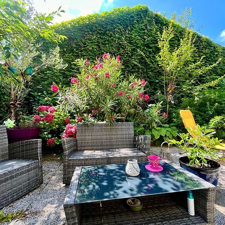 Rives Le Jack' N Klo, Acces Terrasse De L'Etablissementアパートメント エクステリア 写真