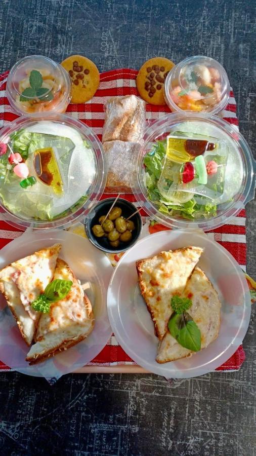 Rives Le Jack' N Klo, Acces Terrasse De L'Etablissementアパートメント エクステリア 写真
